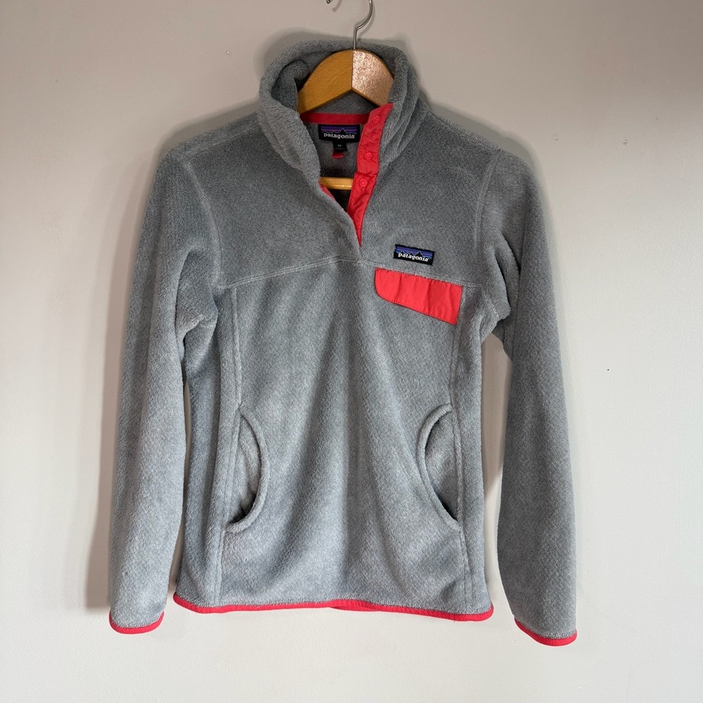 Patagonia Women’s Gray Pullover Snap T